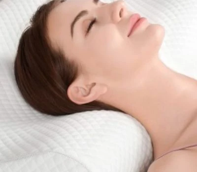 Is Your Pillow the Real Reason You Wake Up with a Stiff Neck? Here’s What Science Says