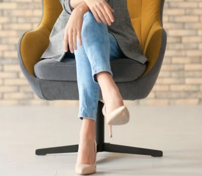 Does Crossing Your Legs Hurt Your Back? The Science Behind Its Impact On Spine And Posture